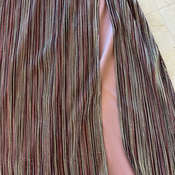 house of harlow open back gown - Picture 6 of 9